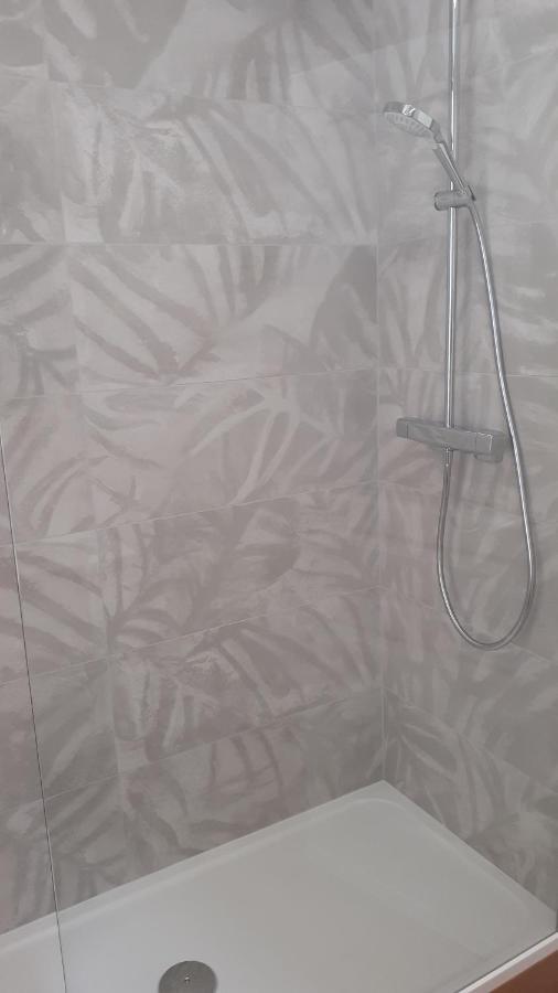 T3 Moderne Et Cosy Avec Linge Et Menage Compris Lägenhet Cauterets Exteriör bild